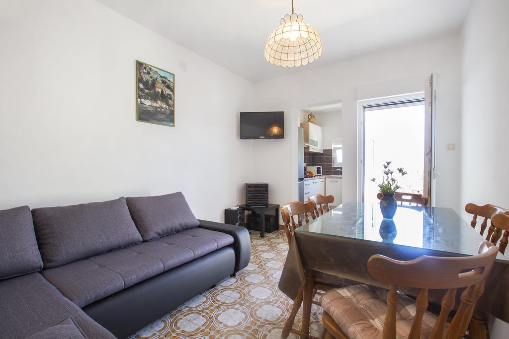 San Apartments Slatine Εξωτερικό φωτογραφία