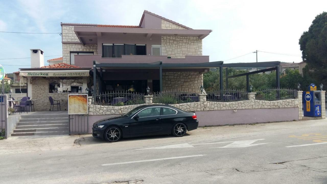 San Apartments Slatine Εξωτερικό φωτογραφία